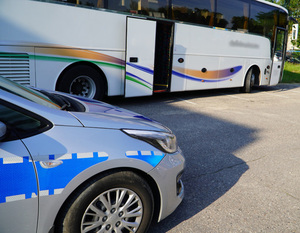 Radiowóz i kontrola autobusu