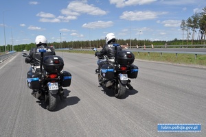 Sezon motocyklowy rozpoczęty – lubińska policja apeluje o rozwagę i ostrożność na drogach