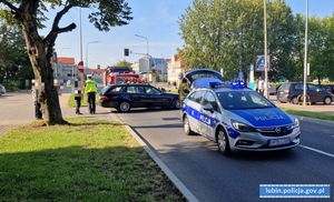 Wypadek z udziałem motocyklisty. Policjanci apelują o ostrożność na drogach