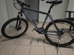 Policjanci szukają właścicieli odzyskanych przedmiotów