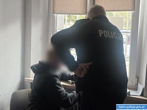 Wpadł, bo nie miał zapiętych pasów bezpieczeństwa. Na sumieniu miał znacznie więcej…
