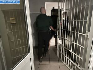 Pijany zabrał byłej partnerce dziecko – w kieszeniach miał narkotyki