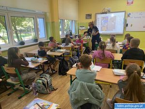 „Internauto drogi, w internecie są duże wymogi” – program realizowany przez lubińskich policjantów, przy współpracy z Fundacją KGHM Polska Miedź