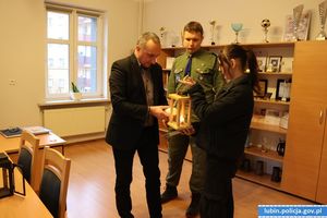 Betlejemskie Światełko Pokoju zapłonęło u lubińskich policjantów