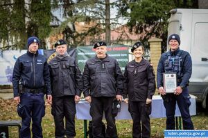Policjanci zabezpieczali Bieg Pamięci Żołnierzy Wyklętych „Tropem Wilczym” w Dziesławiu