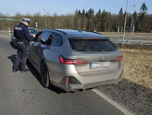 Czterech kierowców straciło prawo jazdy za rażące przekroczenie prędkości. Nowe przepisy już działają