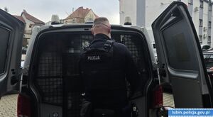 Tymczasowy areszt dla 27-latka podejrzanego o ostrzelanie domu z broni pneumatycznej i groźby karalne