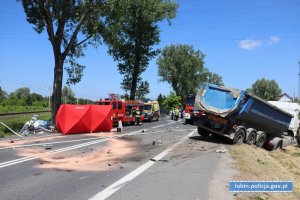 TRAGICZNY W SKUTKACH WYPADEK DROGOWY NA ULICY LEGNICKIEJ W LUBINIE!